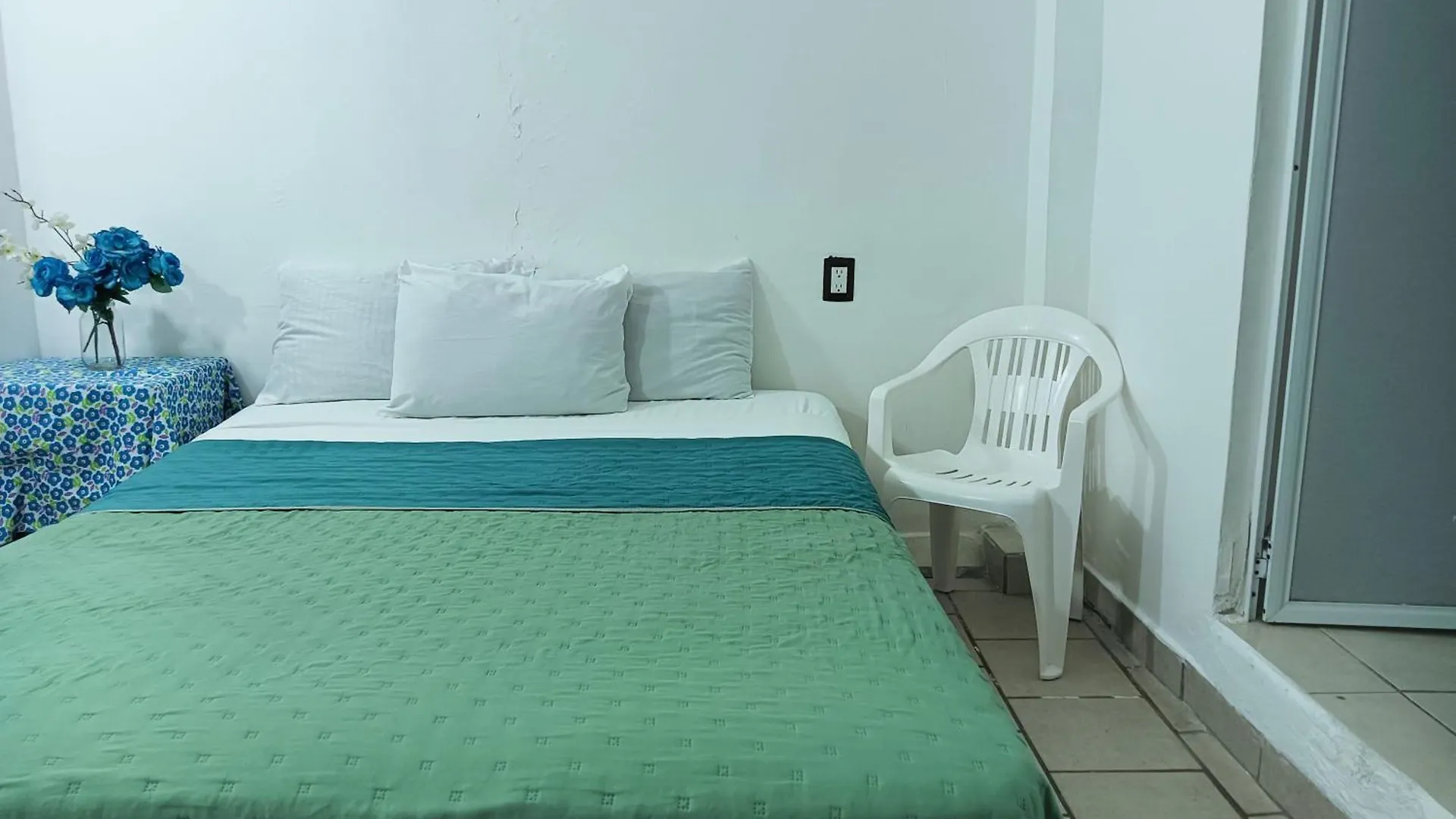 Alexandross Bed & Breakfast Puerto Vallarta