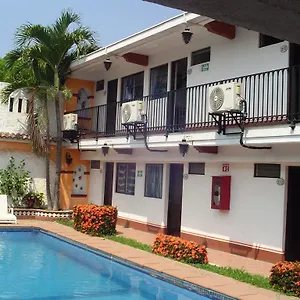& Coral Hotel